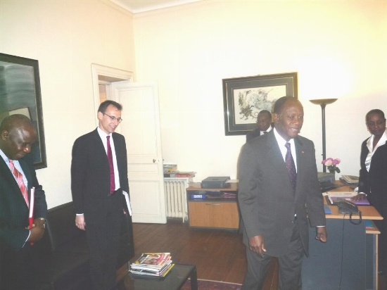 Processus électoral/SEM Dick Verhé Yen (Ambassadeur de Belgique) a rencontré ADO